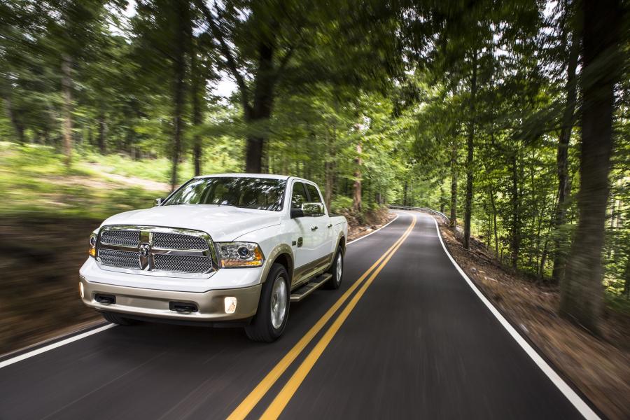  Dodge Ram 1500 Laramie Longhorn Crew Cab 2013 года  (фото 23 из 24)
